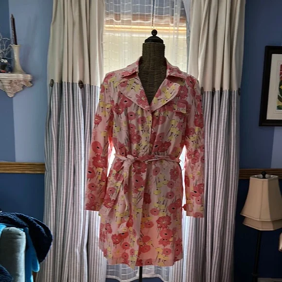 Apostrophe Stretch Floral Pink Trench Coat - Picture 1 of 2